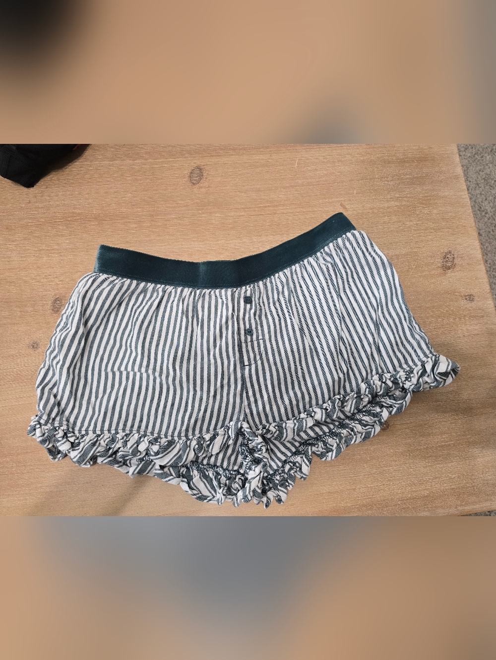 PINK Victoria’s Secret Striped Ruffle Lounge Shorts Green White XS